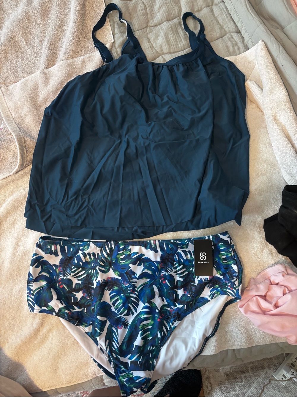 Bluish-Green Womens Tankini Top with Tropical Leaf Print Bikini Bottoms. XXL